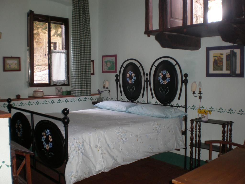 Agriturismo Podere Torre Greve in Chianti Room photo